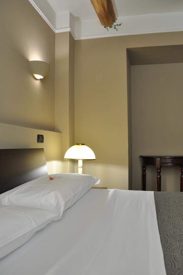 Hotel Twenty Nine Генуя Екстер'єр фото