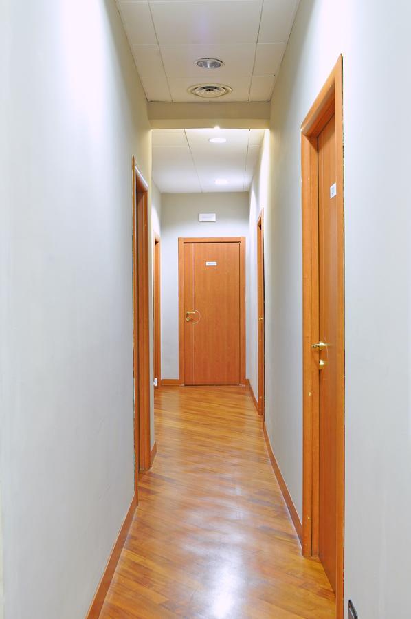 Hotel Twenty Nine Генуя Екстер'єр фото