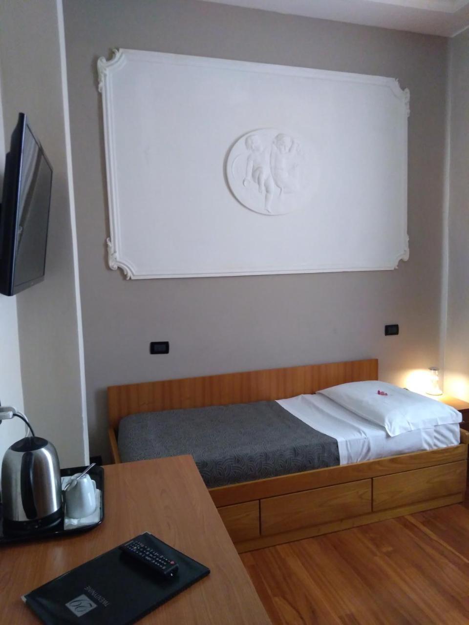 Hotel Twenty Nine Генуя Екстер'єр фото